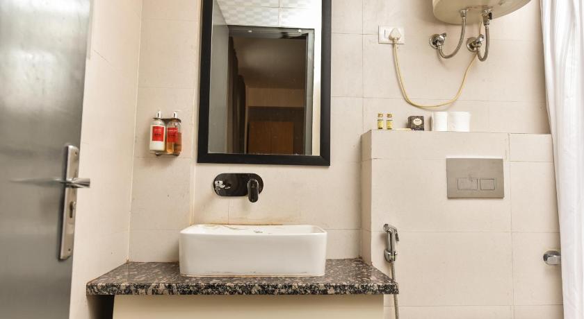 Hotel Royale Avenue photo
