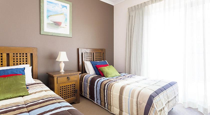 Avoca Palms Resort photo