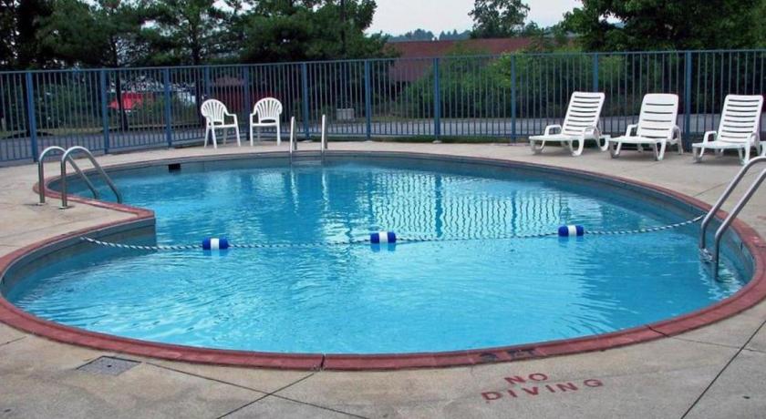 Rodeway Inn photo