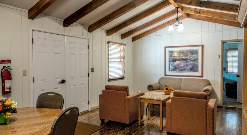 POSTOAK Lodge and Retreat photo