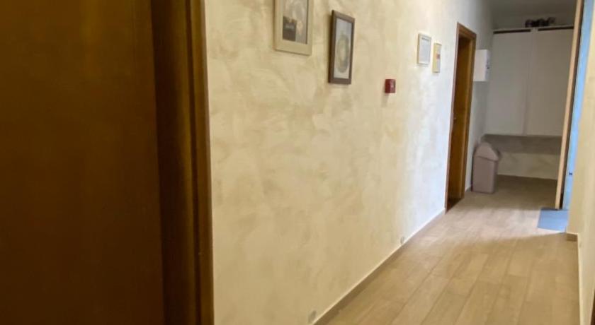 VonAmor Rooms photo