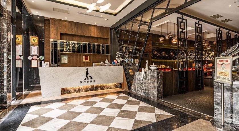 Global Traveler Hotel - image 15