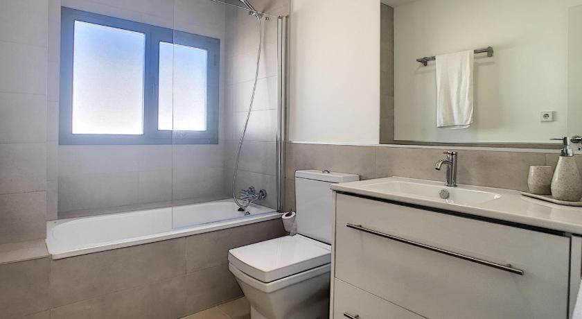 2254-Luxury villa with private pool and seaview photo