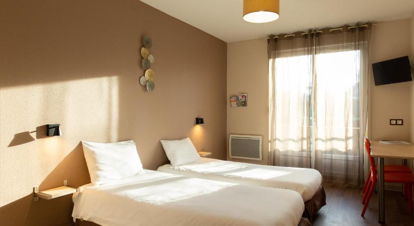 ブランフォール Auberge de jeunesse HI Bordeaux-Blanquefort 3つ星 ホテル スイート