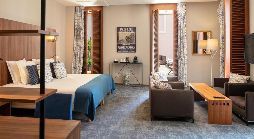 Image of Junior Suite with Terrace 7