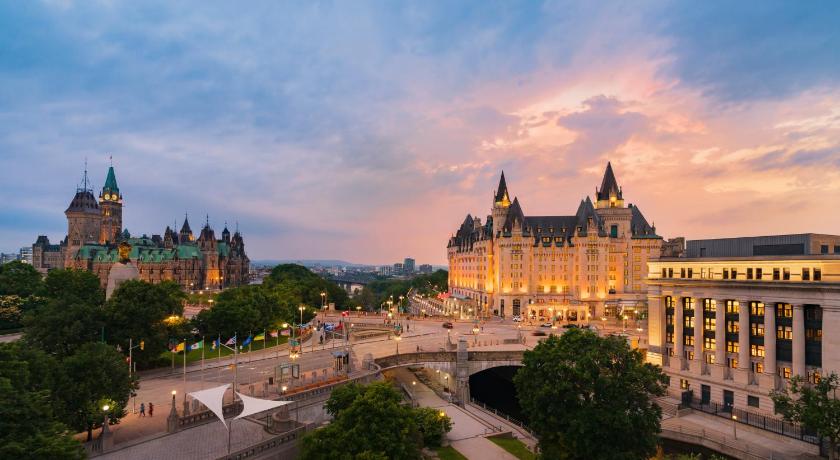 Fairmont Château Laurier photo