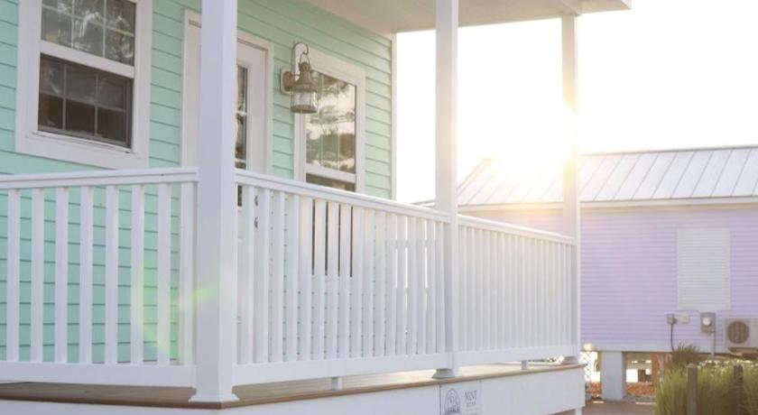 Key West Cottages photo