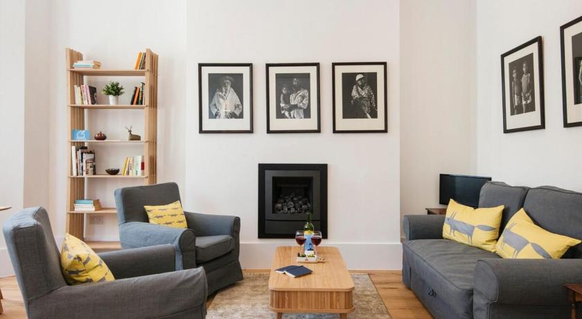 The Stunning Philbeach Garden Apartment — Hotel in London
