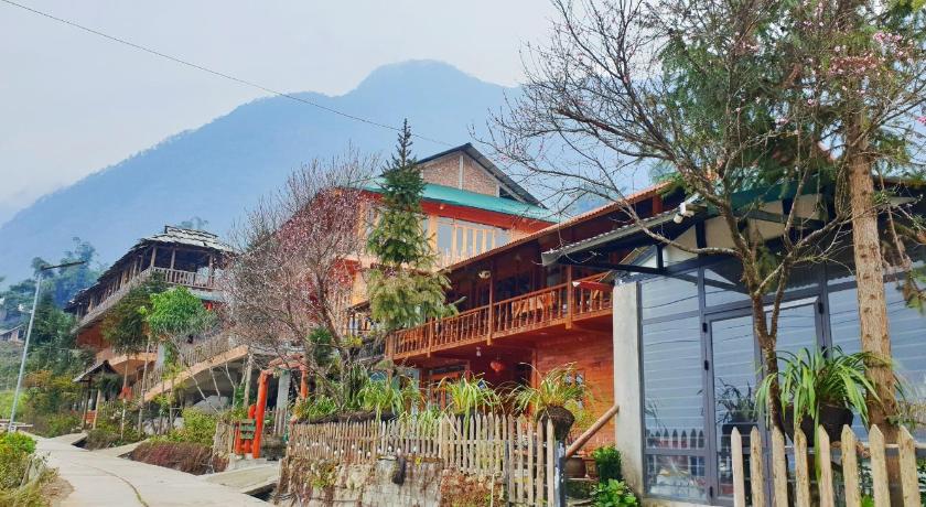 サパ Peace Home 4つ星 ゲストハウス プール