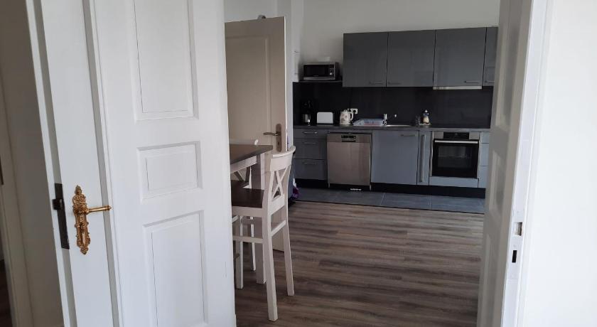 Gastewohnung Alt Salbke mit Kuche photo