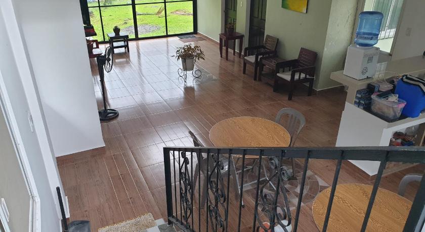Pentaqua -Dineros Guest House photo