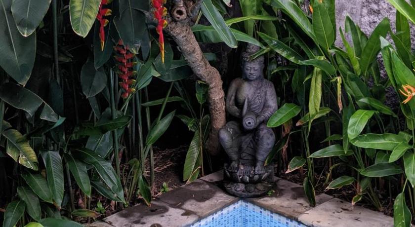 Villa BAgus - near Seminyak beach & trendy shops, restaurants, cafes photo