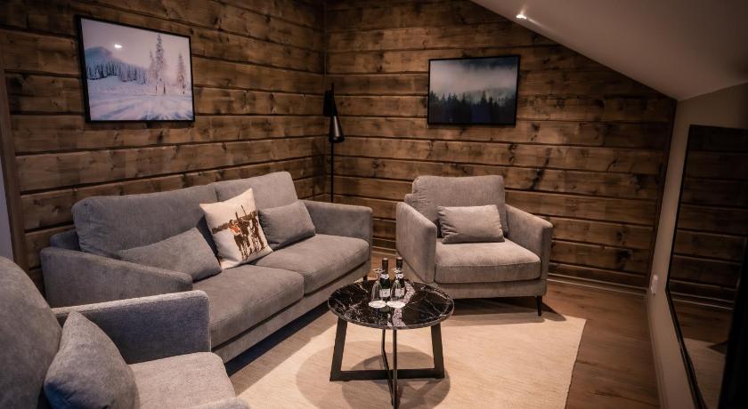 Image of Deluxe Suite 3