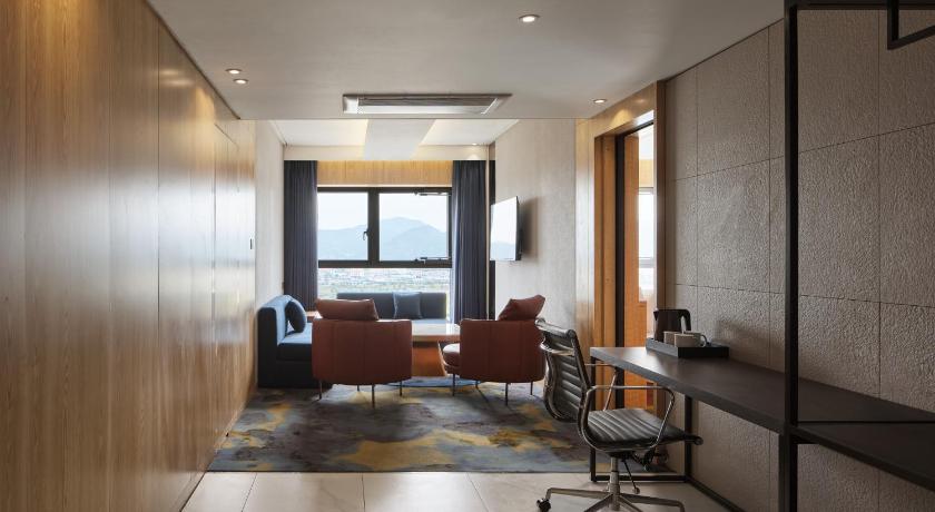 プサン Hotel tt Gupo 4つ星 ホテル レストラン