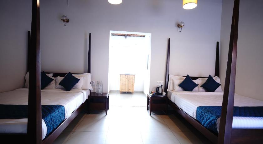 Image of Junior Suite with Pool View 1