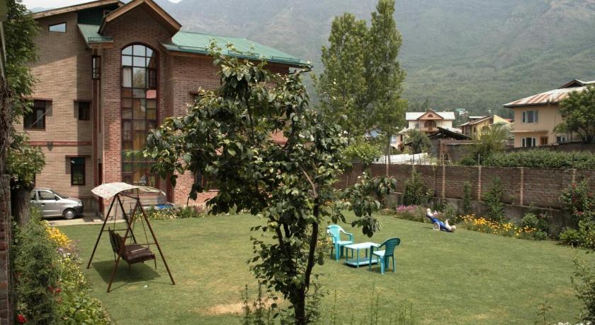 Sheesha Residency photo