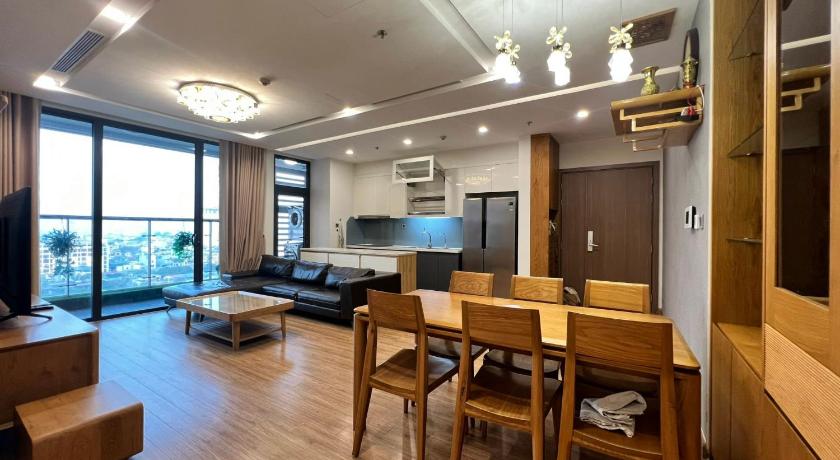 Room 304 Vinhomes Metropolis Kim Ma Ba Dinh Hanoi - image 4