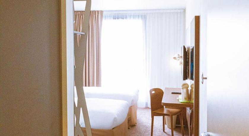 Image of Standard Twin Room 1