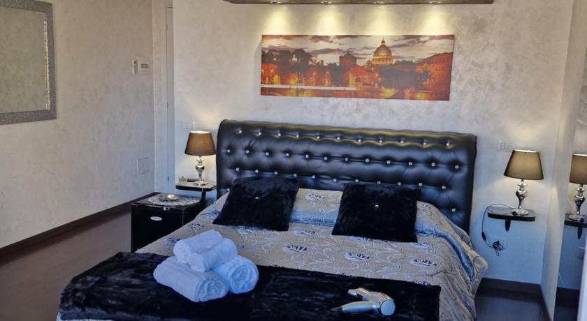 Rome B&B San Pietro Chic Resort 3-Star Hotel pool