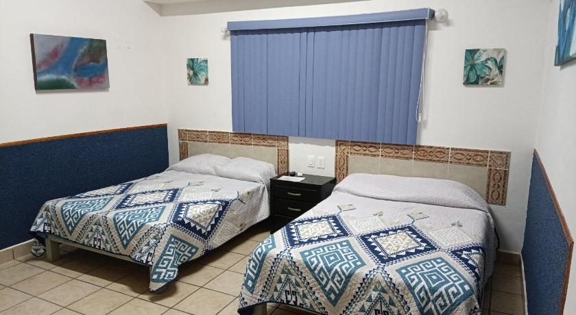 Cuarto #4 Tipo Hotel, Galeria Monet