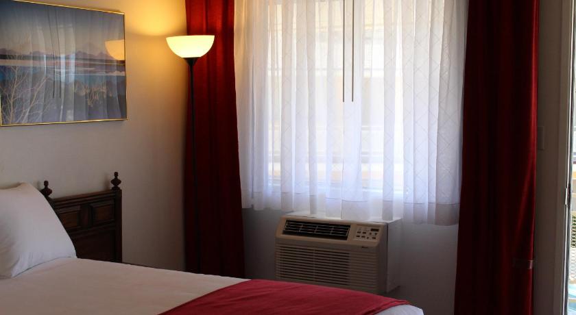 Sovana Inn photo