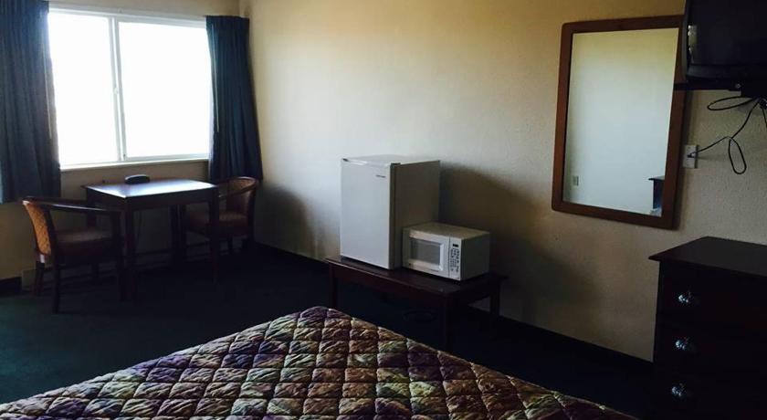 Summer Wind Budget Motel photo
