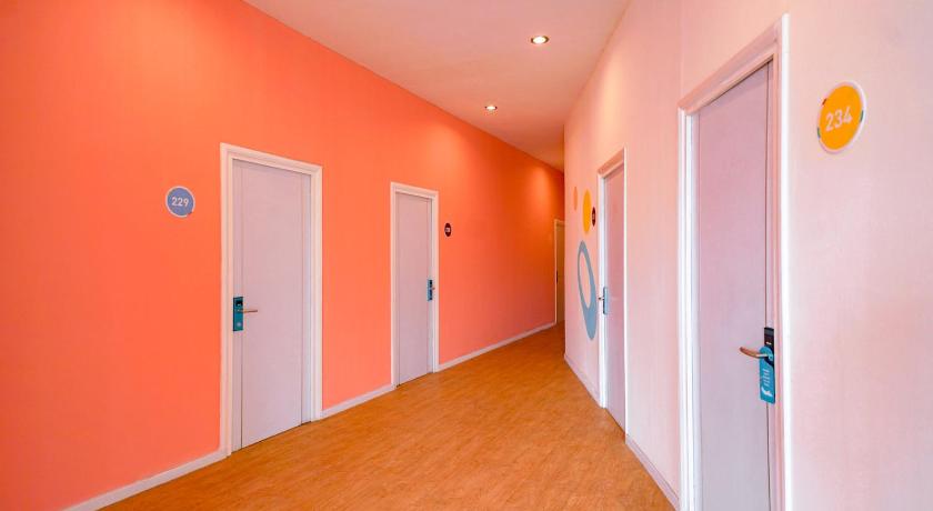 巴厘 Sans Sunset Point Seminyak 3星级 酒店 泳池