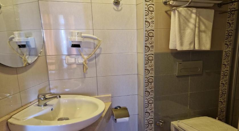 Azak Hotel - image 29