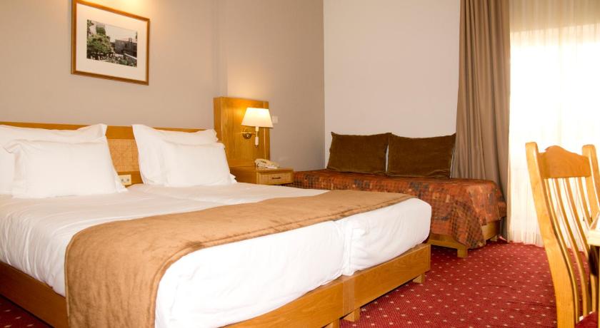 Image of Triple Room 1