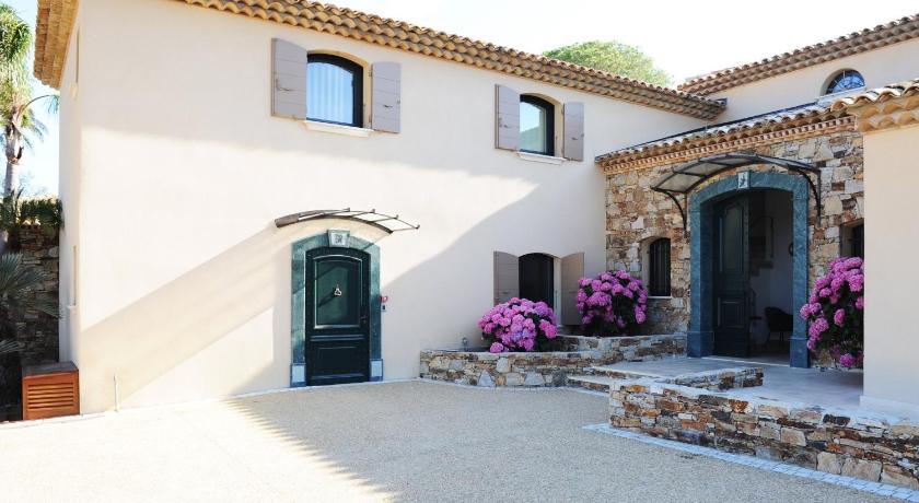 Bastide de Ramatuelle photo