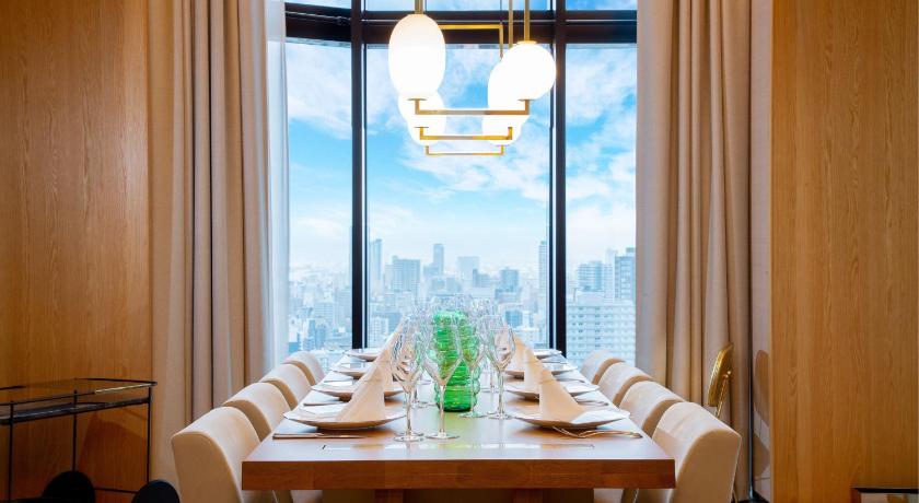 오사카 W 오사카 (W Osaka) 5성급 호텔 수영장