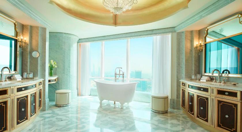 Al Hosen 1 hálószobás lakosztály nagy franciaággyal - tengerre nyíló kilátással - legfelső emelet (Al Hosen Suite, 1 Bedroom Suite, 1 King, Sea view, Top floor) fotója 2
