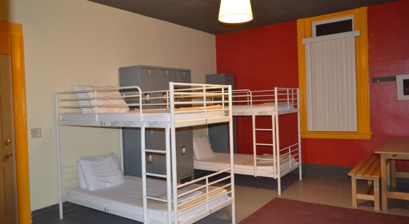 Image of Single Bed in Mixed Dormitory Room 0