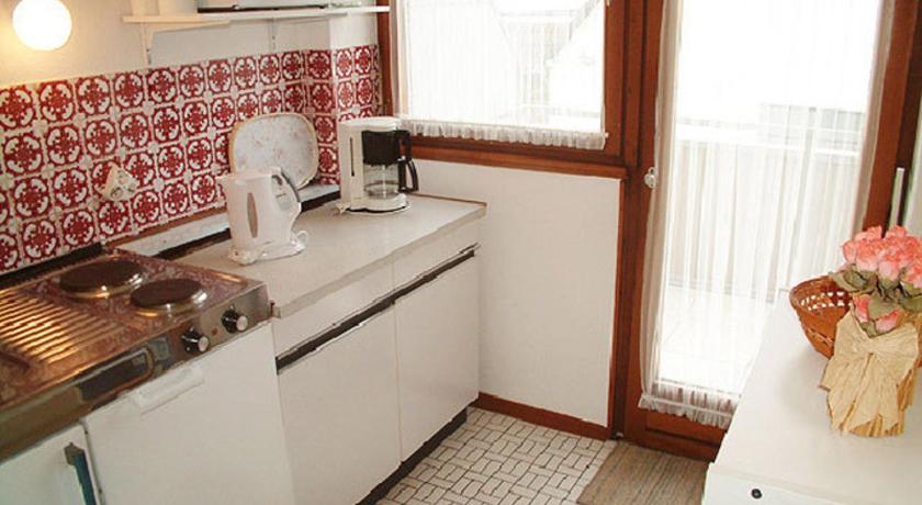 Image of Two-Bedroom Apartment (4 adults) 102 1