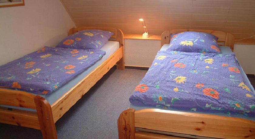 Image of Three-Bedroom Apartment (5 Adults) 203 3