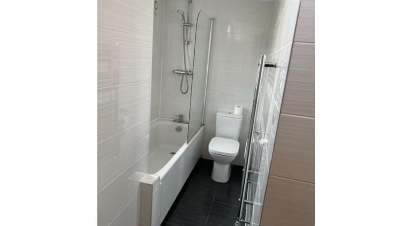 The Waverley Inn Holiday Homes - image 12