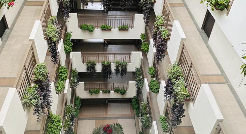 Cozy 1BR Near JohnHayMinesViewTheMansion - image 16