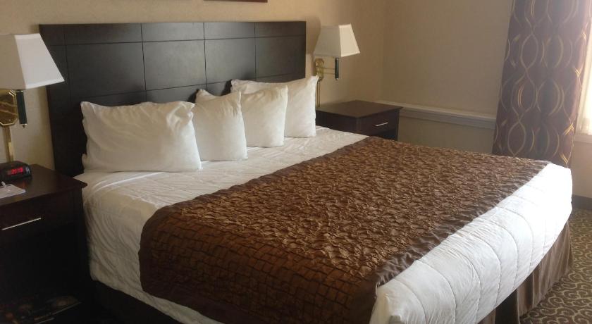 Hawthorn Suites by Wyndham El Paso Airport photo