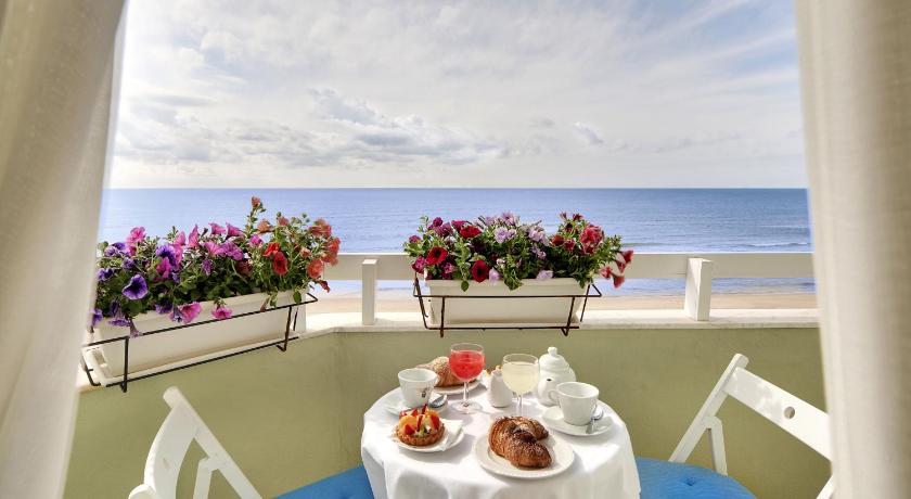 Hotel Mida