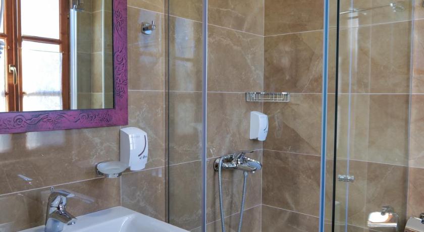 Hotel Bineri photo