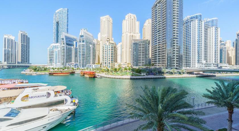 Lavish-2BR with Balcony -Marina View-Dubai Marina - image 3
