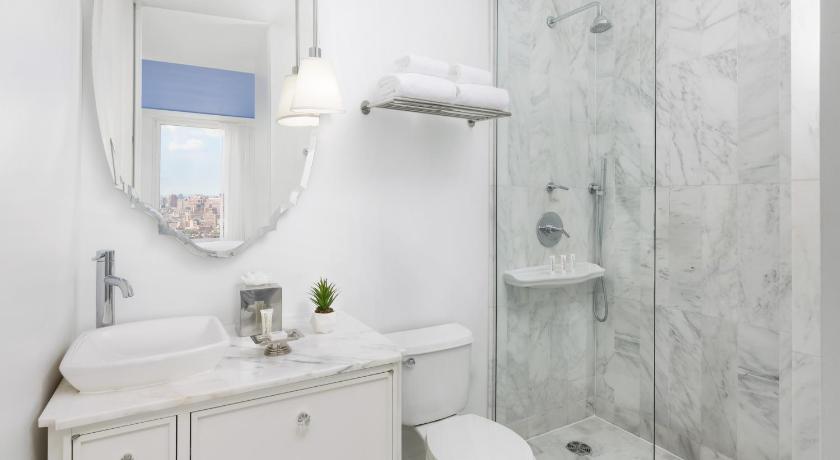 Image of King Suite 2