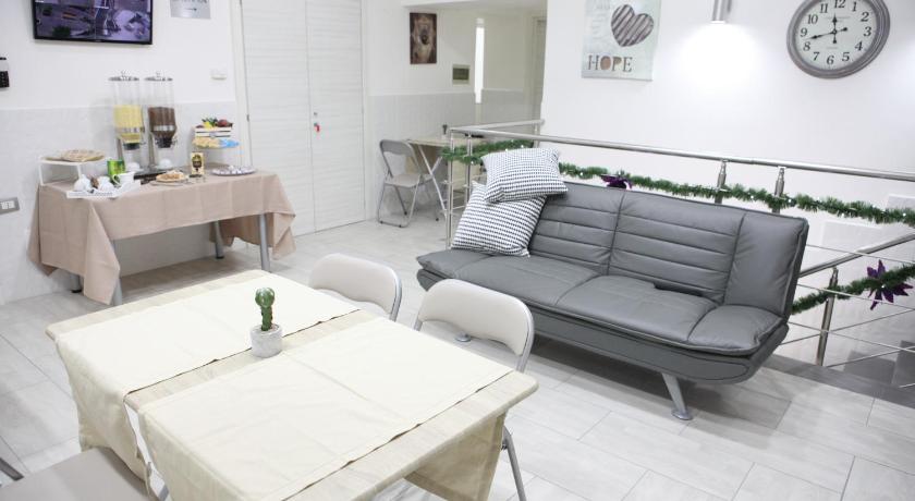 Hotel Casablanca - image 2