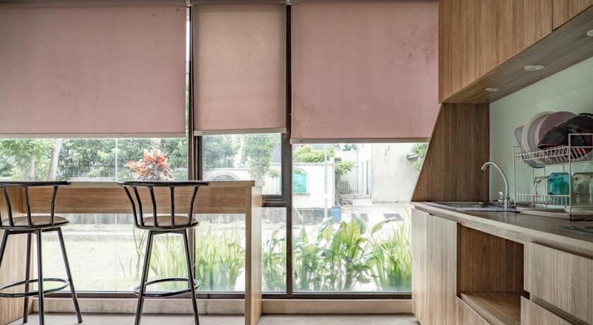 3J Living - image 3