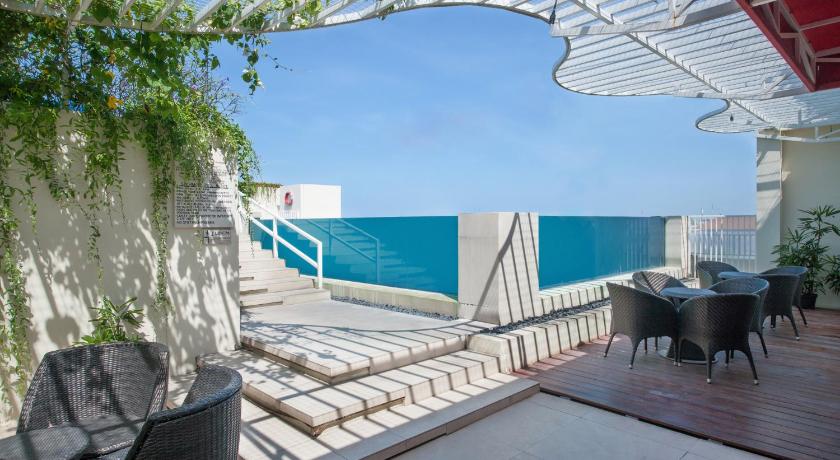 バリ Atanaya Kuta Bali 4つ星 ホテル レストラン