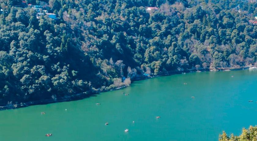 Sukoon Lake View BnB photo