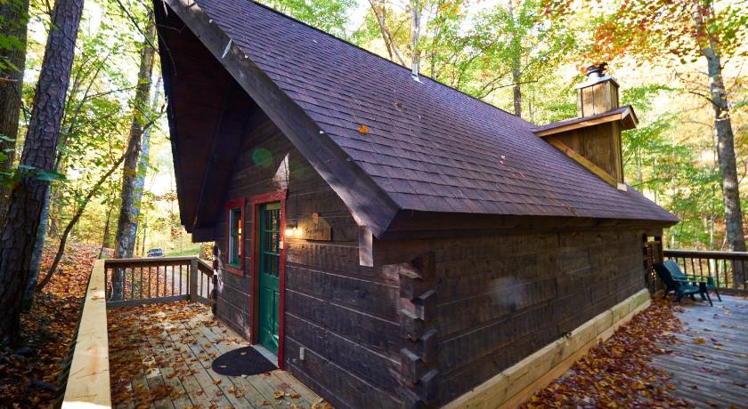Image of Gatlinburg Area Hottub Cabin - Teaberry 15
