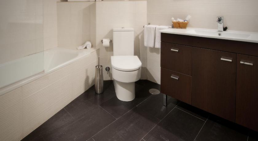 Image of One-Bedroom Apartment 2