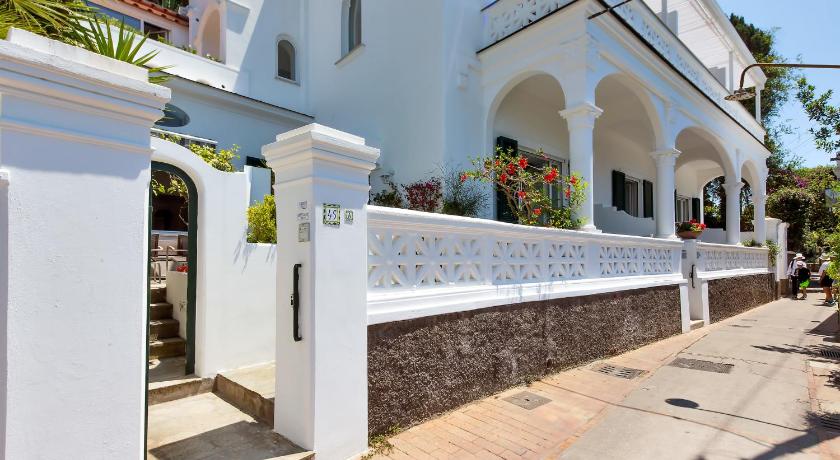 Villa Mariuccia Capri photo