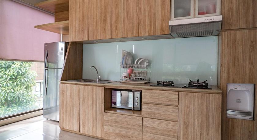 3J Living - image 6